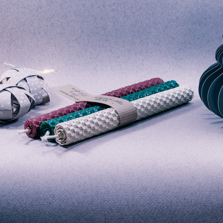 3 świece stołowe burgund - zielony - kość słoniowa | Naturalne świece z wosku pszczelego | 100% wosk pszczeli